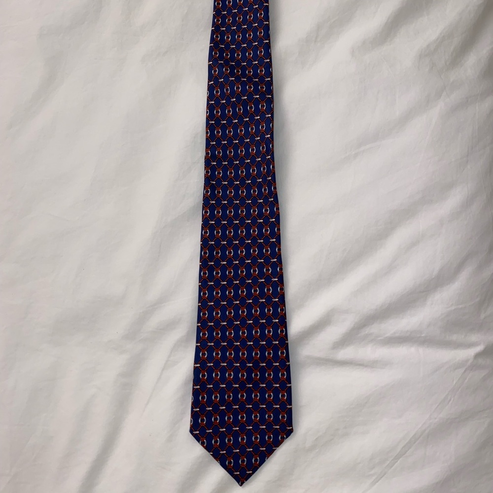 Hermes men’s navy blue 100% silk tie with red geometric rope knot chain